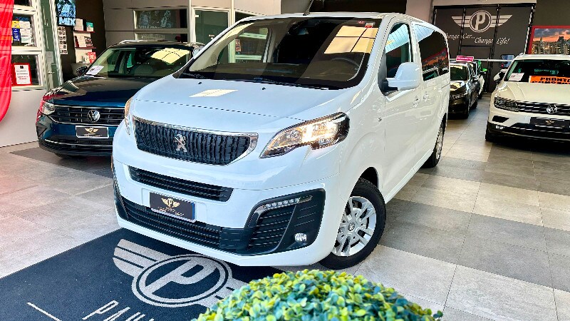 Foto PEUGEOT Traveller