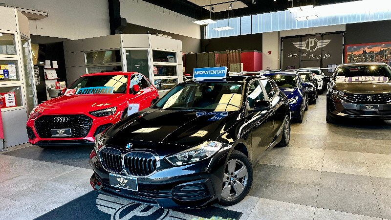 BMW Serie 1       (F40)