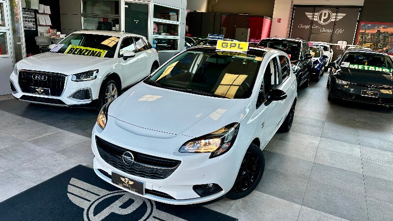 Foto OPEL Corsa 5ª serie