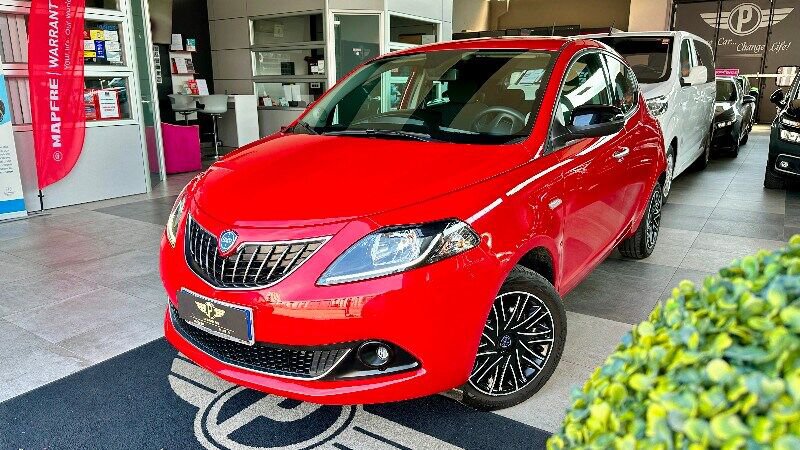 Lancia Ypsilon